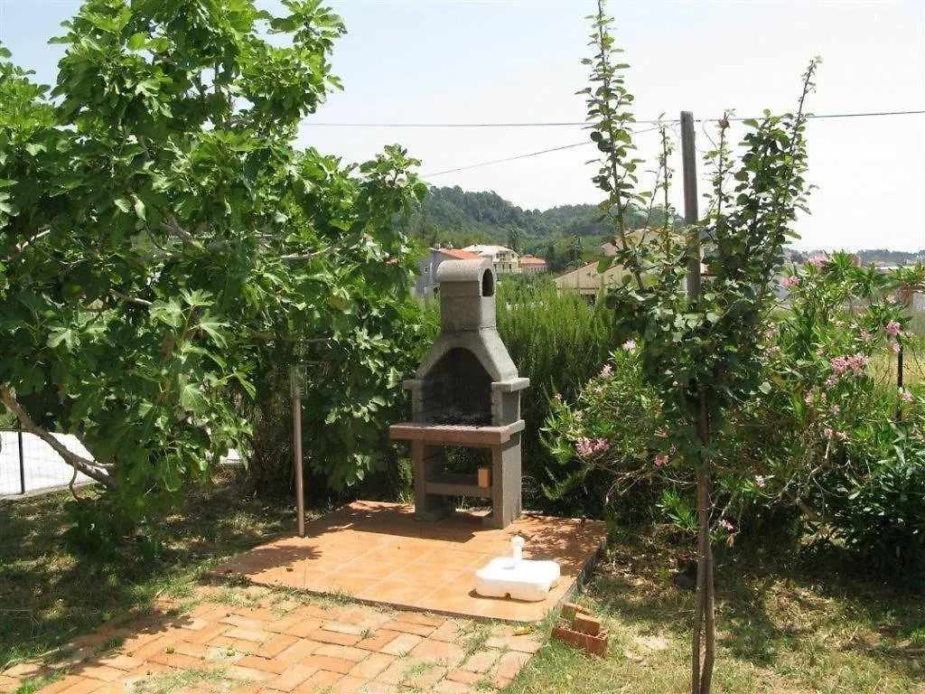 Apartments With A Parking Space Palit, Rab - 16356 Mundanije 克罗地亚