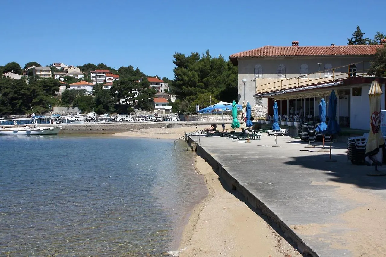 Apartments With A Parking Space Palit, Rab - 16356 Mundanije