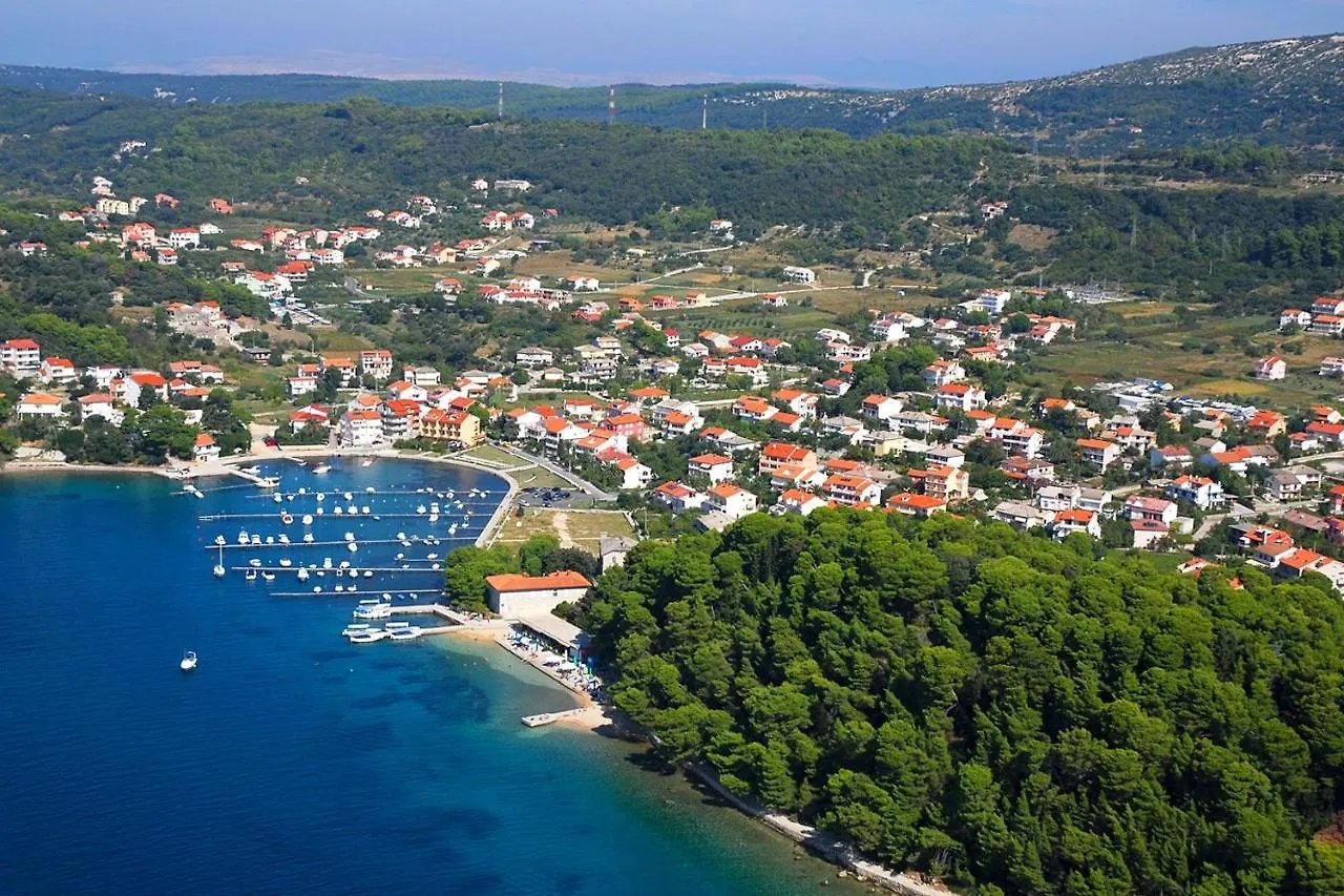 Apartments With A Parking Space Palit, Rab - 16356 Mundanije