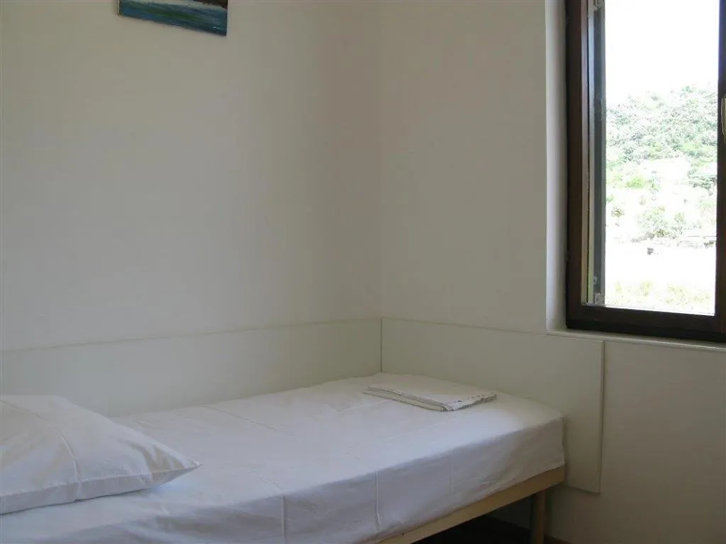 Apartments With A Parking Space Palit, Rab - 16356 Mundanije