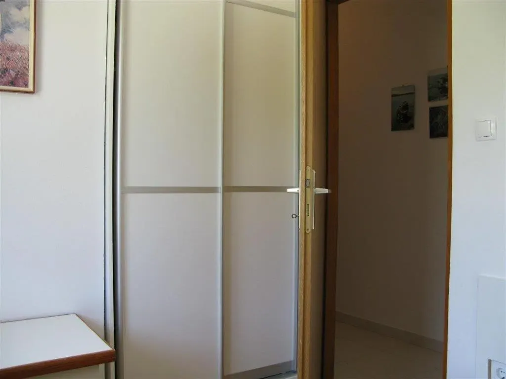 Apartments With A Parking Space Palit, Rab - 16356 Mundanije 0*,  克罗地亚