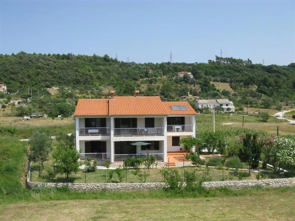 Apartments With A Parking Space Palit, Rab - 16356 Mundanije